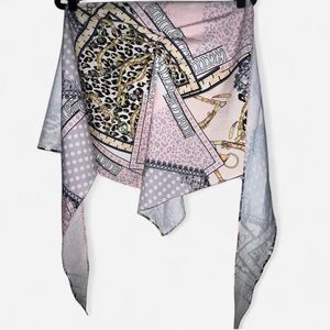 Patterned Tie-Back Top